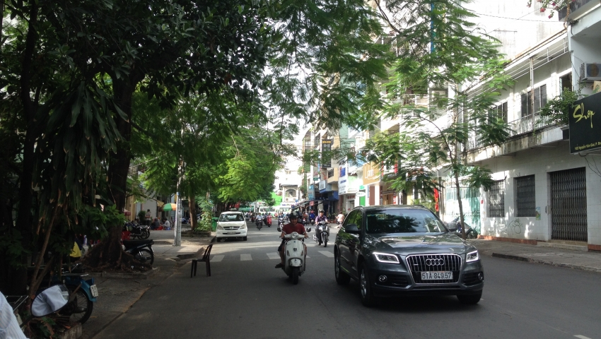 Cần bán nhà phố mặt tiền Trần Khánh Dư, P.Tân Định, quận 1, dt: 150m2, 2 tầng, giá 13,5 tỷ (TL)
