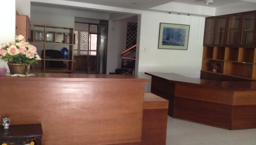 Cần bán tòa nhà mặt tiền Huỳnh Văn Bánh, P.12, Q..PN, dt: 160m2, 5 tầng, giá 22 tỷ (TL)